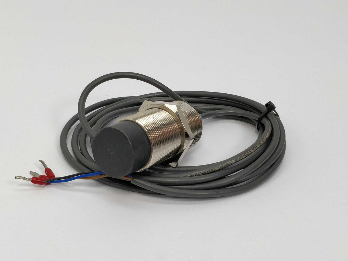 OMRON E2A-M30LN30-WP-B1 Proximity sensor