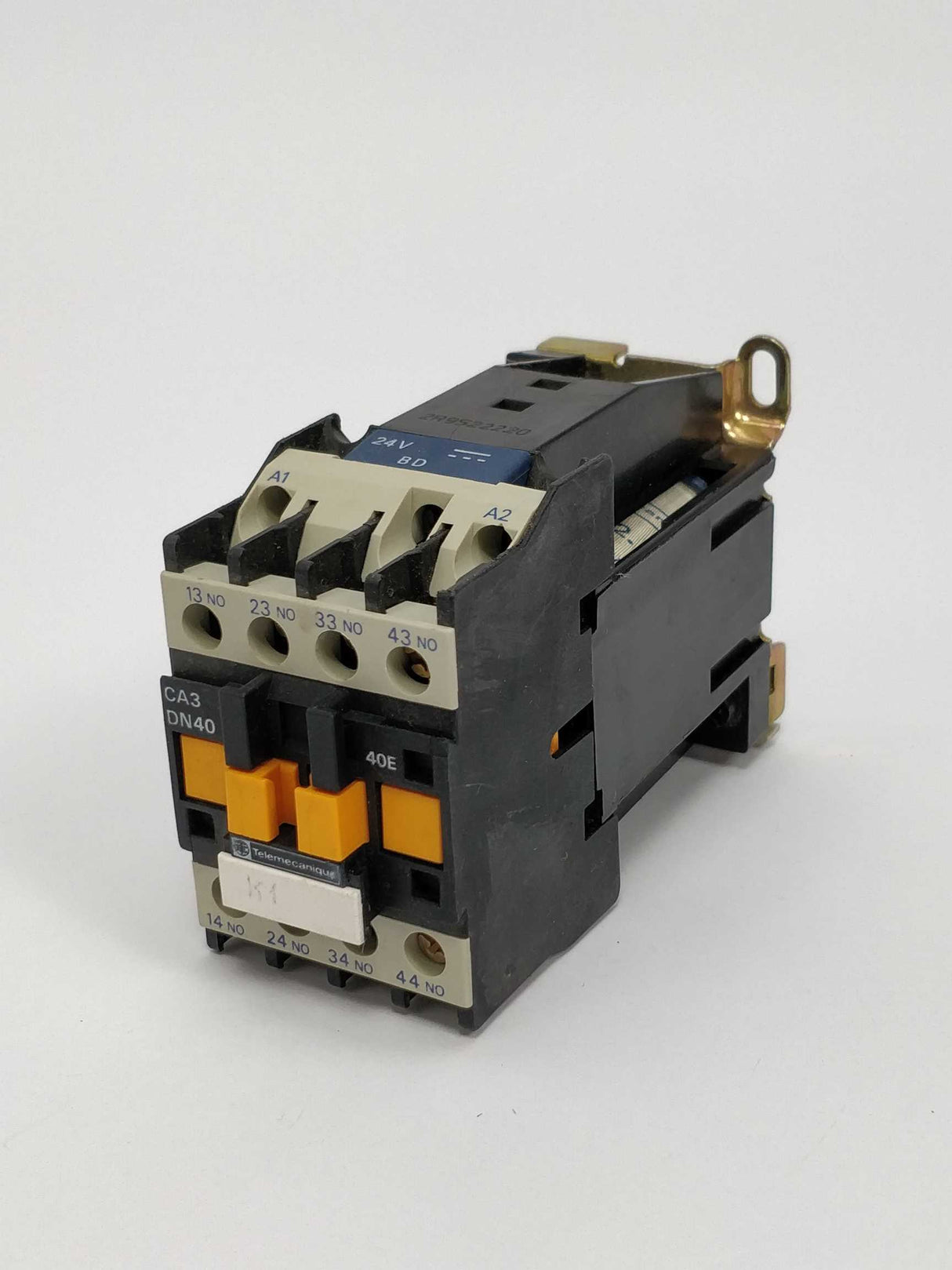 TELEMECANIQUE CA3 DN40 Control relay