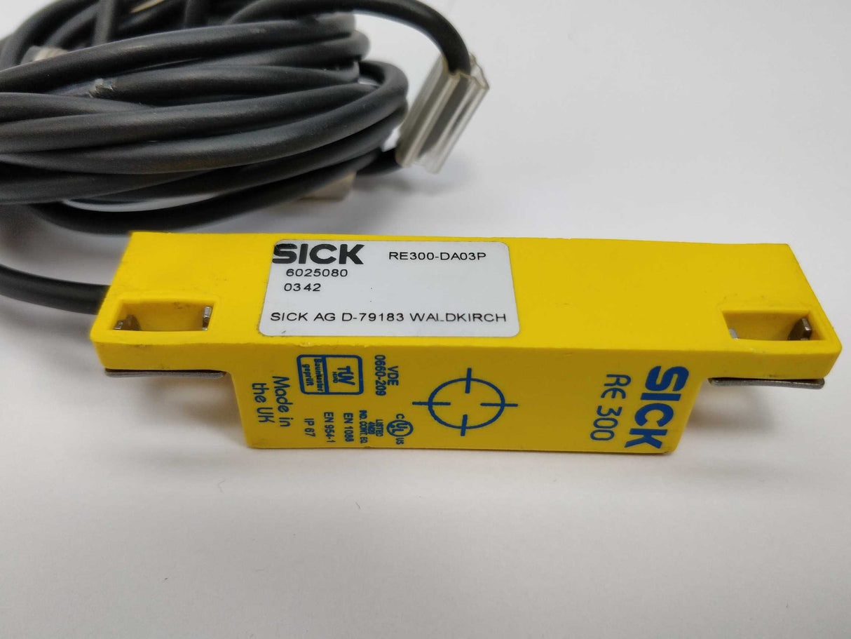 SICK RE300-DA03P safety switch