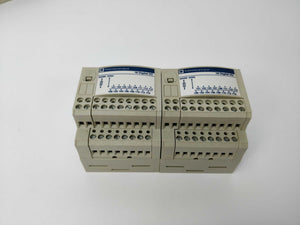 Schneider Electric TSXDSY32T2K With 2x H20E000 + 2x Cables