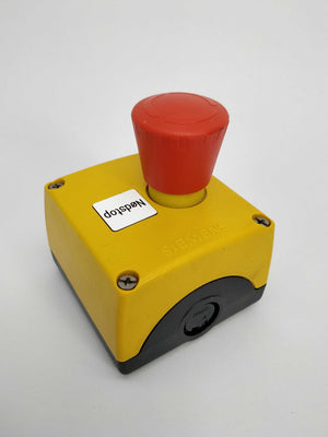 Siemens 3SB38 Eemergency stop push button with housing