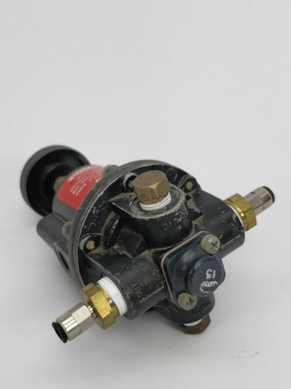 Fairchild Model 10 Pneumatic Precision Regulator