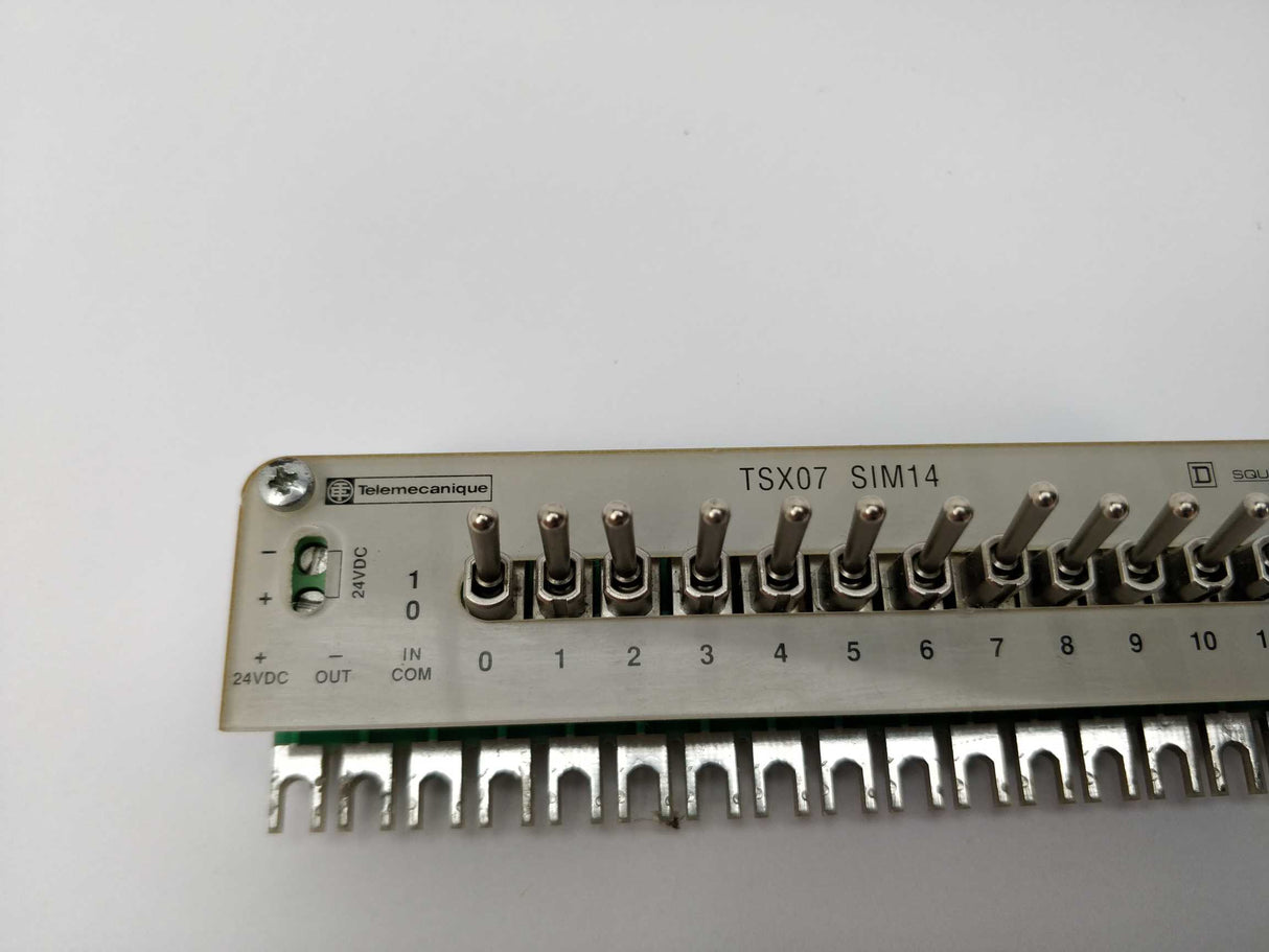 TELEMECANIQUE TSX07 SIM14 PLC Simulation Switches