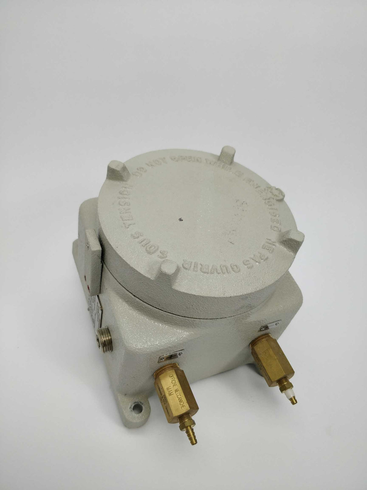 Comhas AT21823-5-ABK11XT2 Differential Pressure Switch Ex