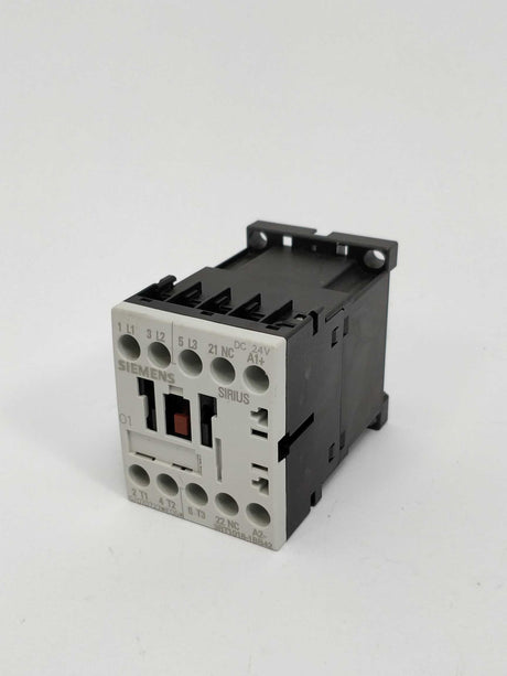 Siemens 3RT1015-1BB42 Pole Contactor