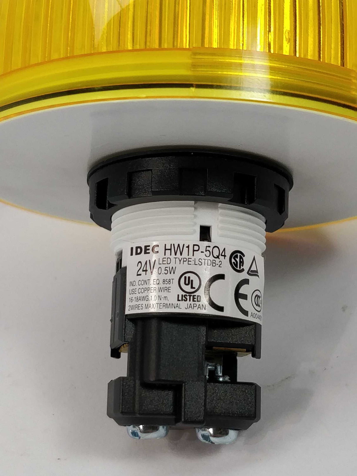 Idec HW1P-5Q4 HW Series dome LED Yellow