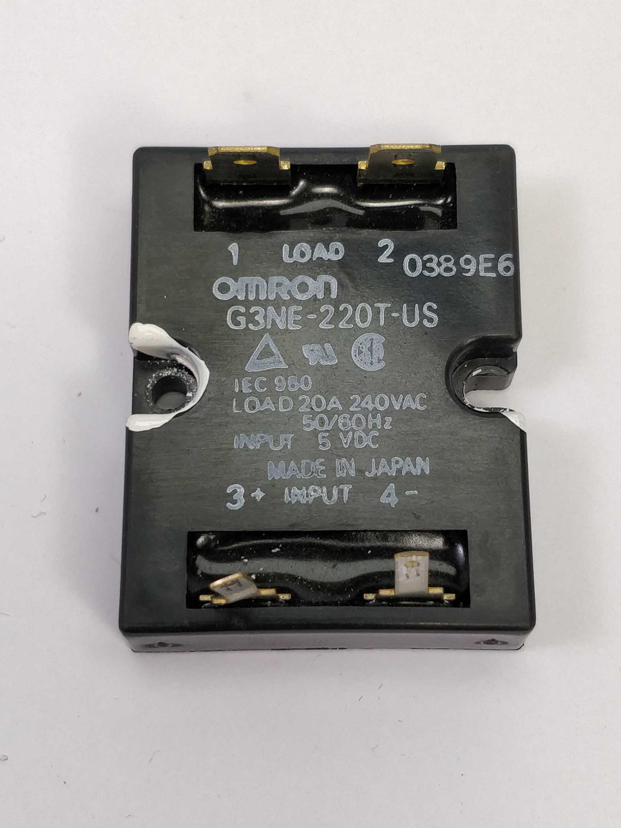 OMRON G3NE-220T-US Solid state relay, 5V "coil"  Load: 240V 20A