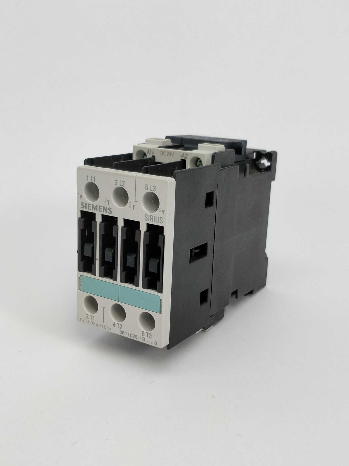 Siemens 3RT1025-1BB40 Power contactor E:05 & 3RT1926-1BB00