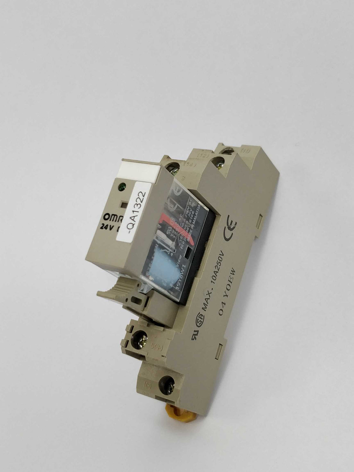 OMRON G2R-1-SN(S) Relay 24VDC P2RF-05-E Socket