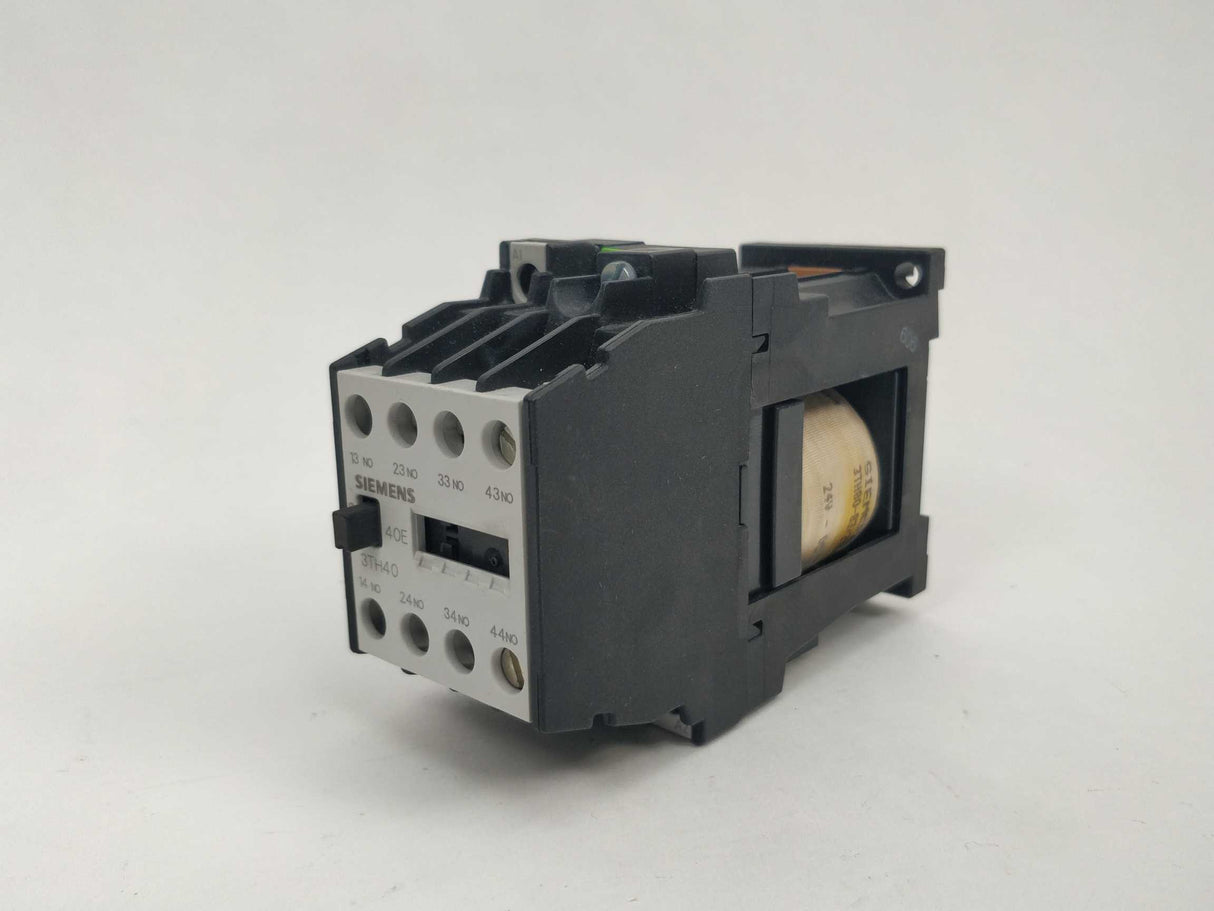 Siemens 3TH4040-0B Control relay 4S/4NO, Coil 24VDC