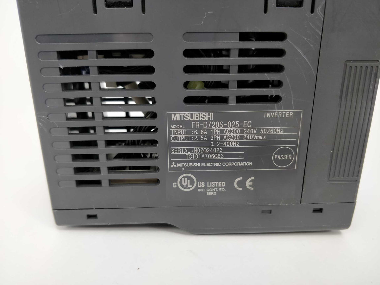 Mitsubishi FR-D720S-025-EC D700, Inverter