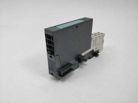 Siemens 6ES7 138-4CA01-0AA0 with 6ES7 193-4CD30-0AA0, E:02