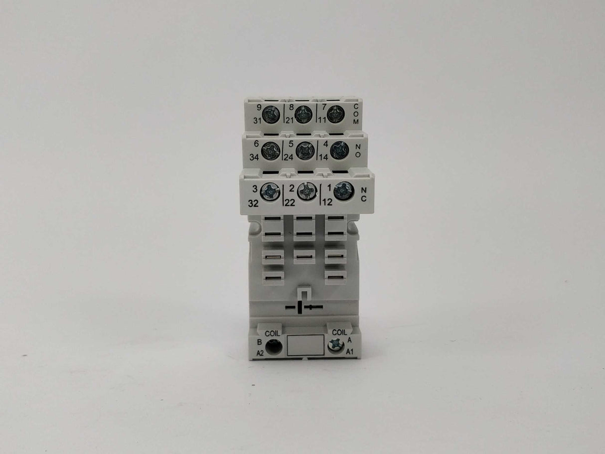 AB 700-HN153 Socket Ser.B coil 15A 300V