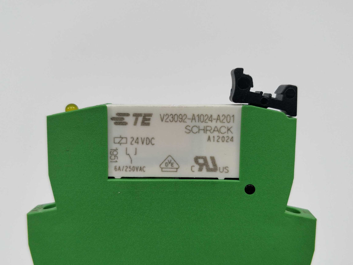 Schrack/Phoenix contact V23092-A1024-A201 Relay with 2966016 Socket