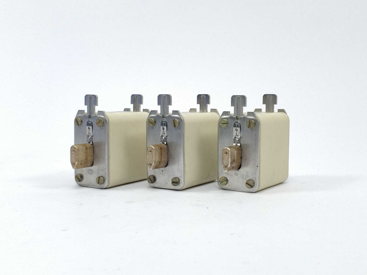 Siemens 3NA3836 Fuse 160A 500V NH00 gG 3 Pcs.