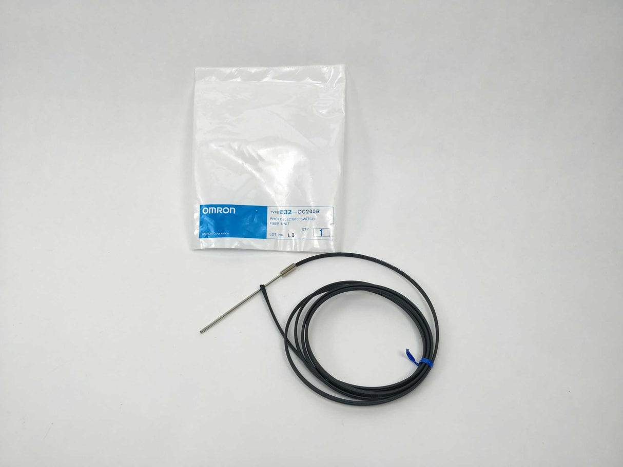 OMRON E32-DC200B Fiber optic sensor head