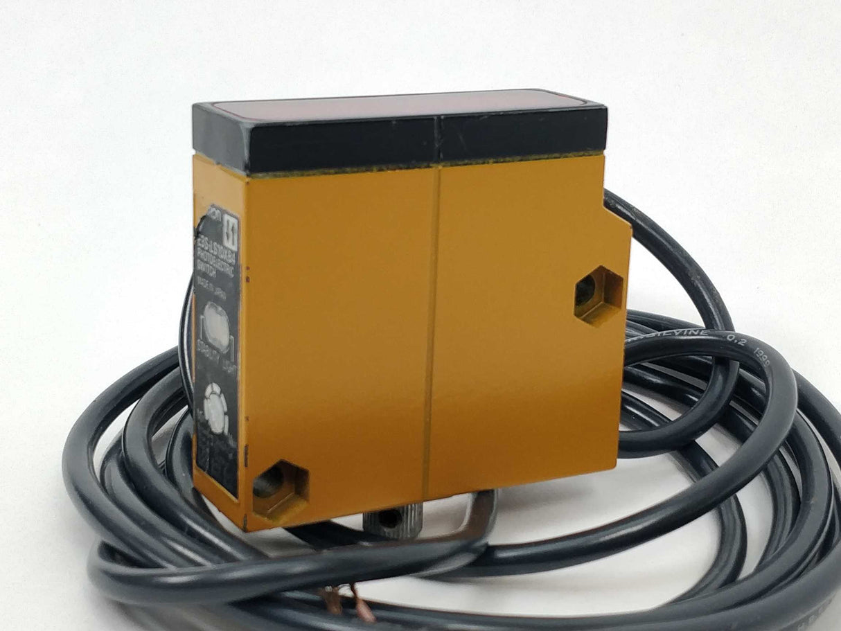 OMRON E3S-LS10XB4 Photoelectric switch