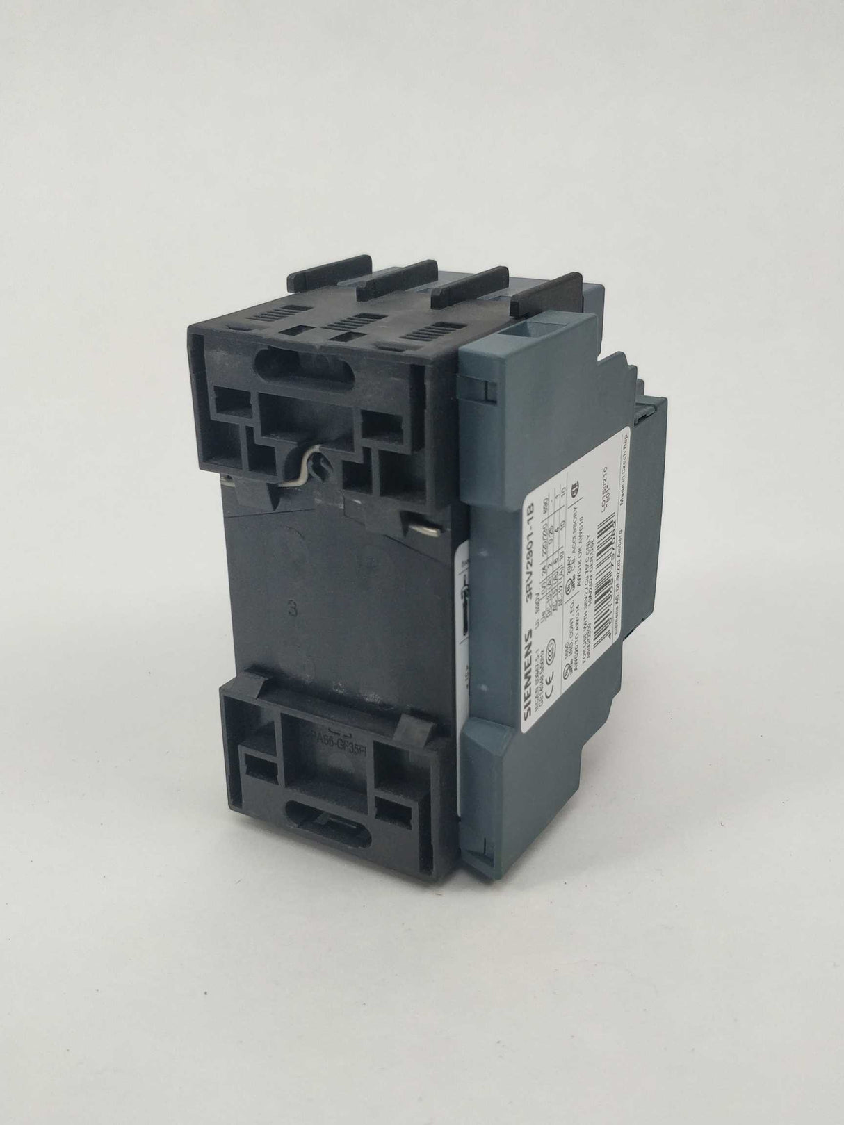 Siemens 3RV2011-1GA10 & 3RV2901-1B