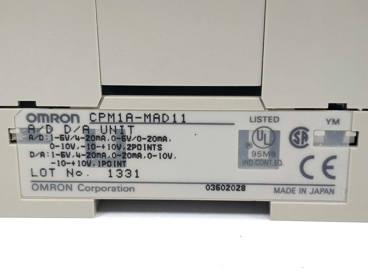 OMRON CPM1A-MAD11 A/D D/A Unit