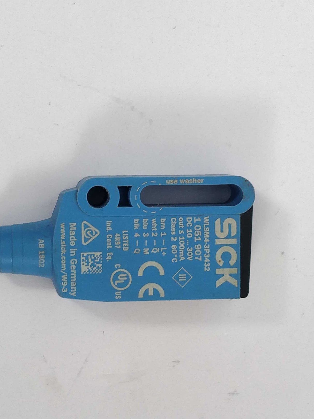 SICK 1051907 WL9M4-3P3432 Small photoelectric sensor