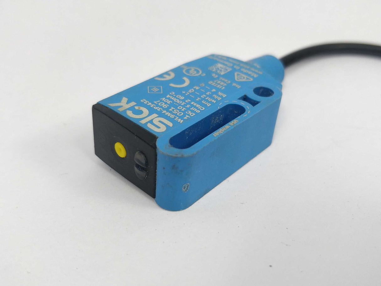 SICK 1051907 WL9M4-3P3432 Small photoelectric sensor