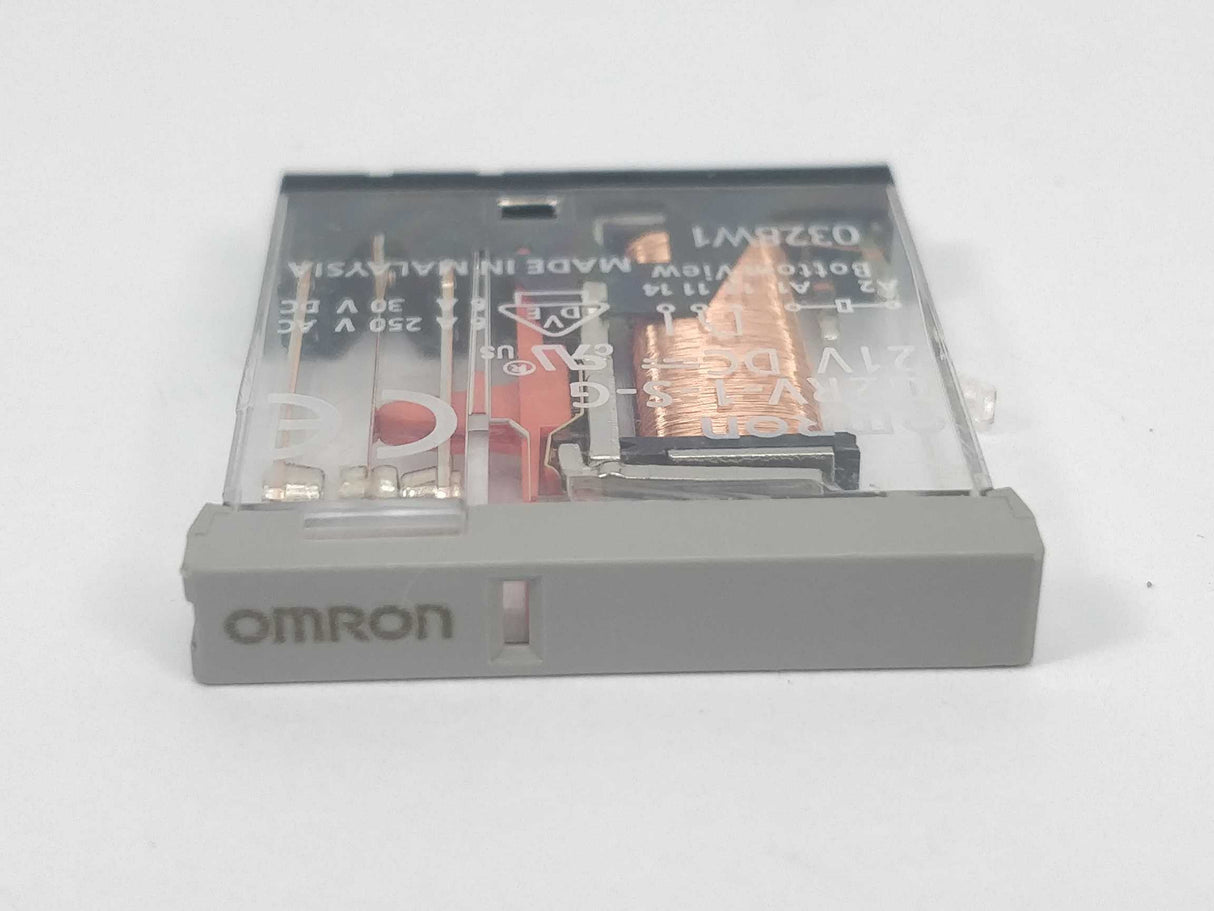 OMRON G2RV-1-S-G 21VDC relay with G2RV-SR500 24VDC socket