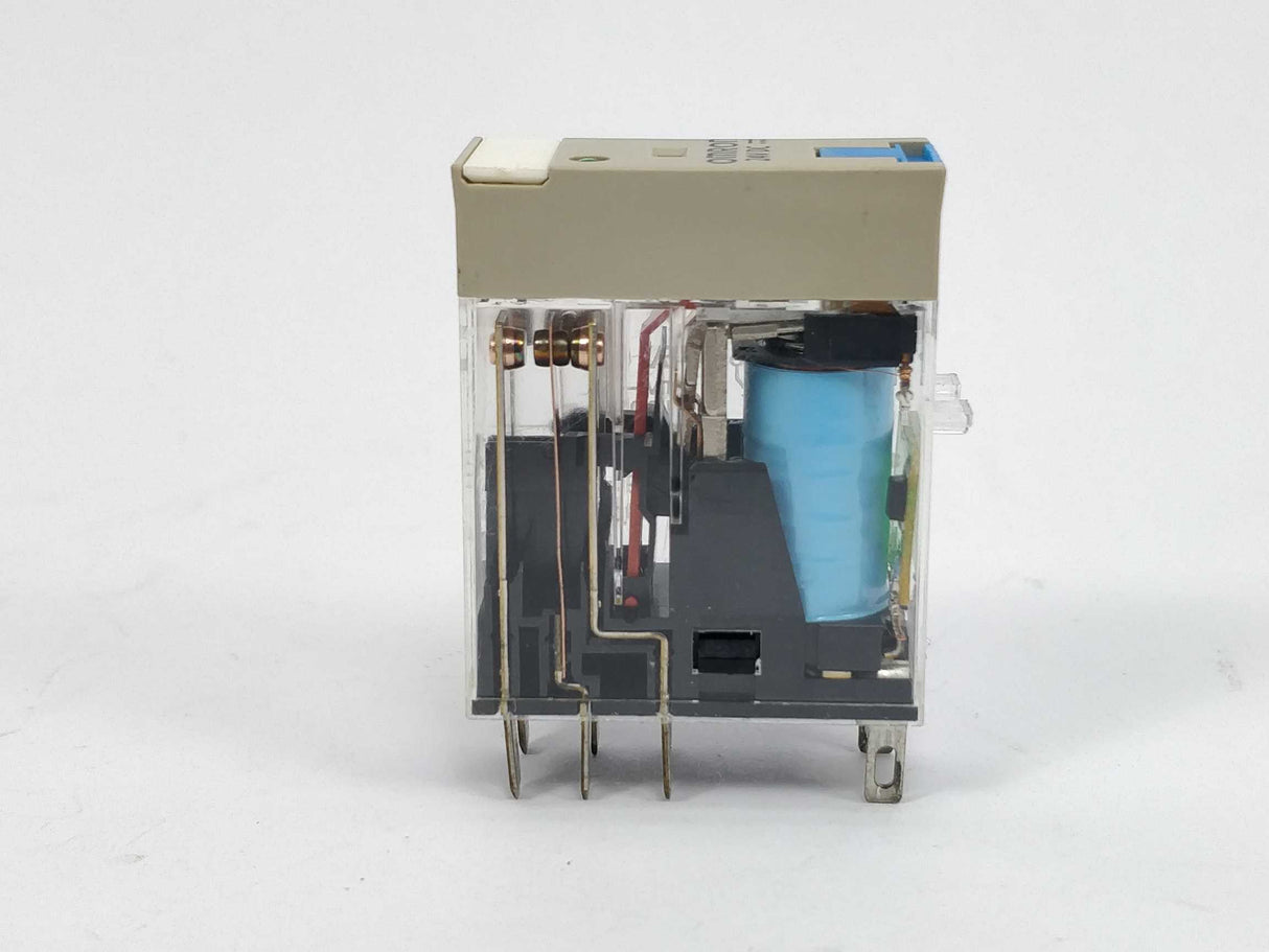 OMRON G2R-2-SNDI(S) 24VDC Relay with P2RF-08-PU socket