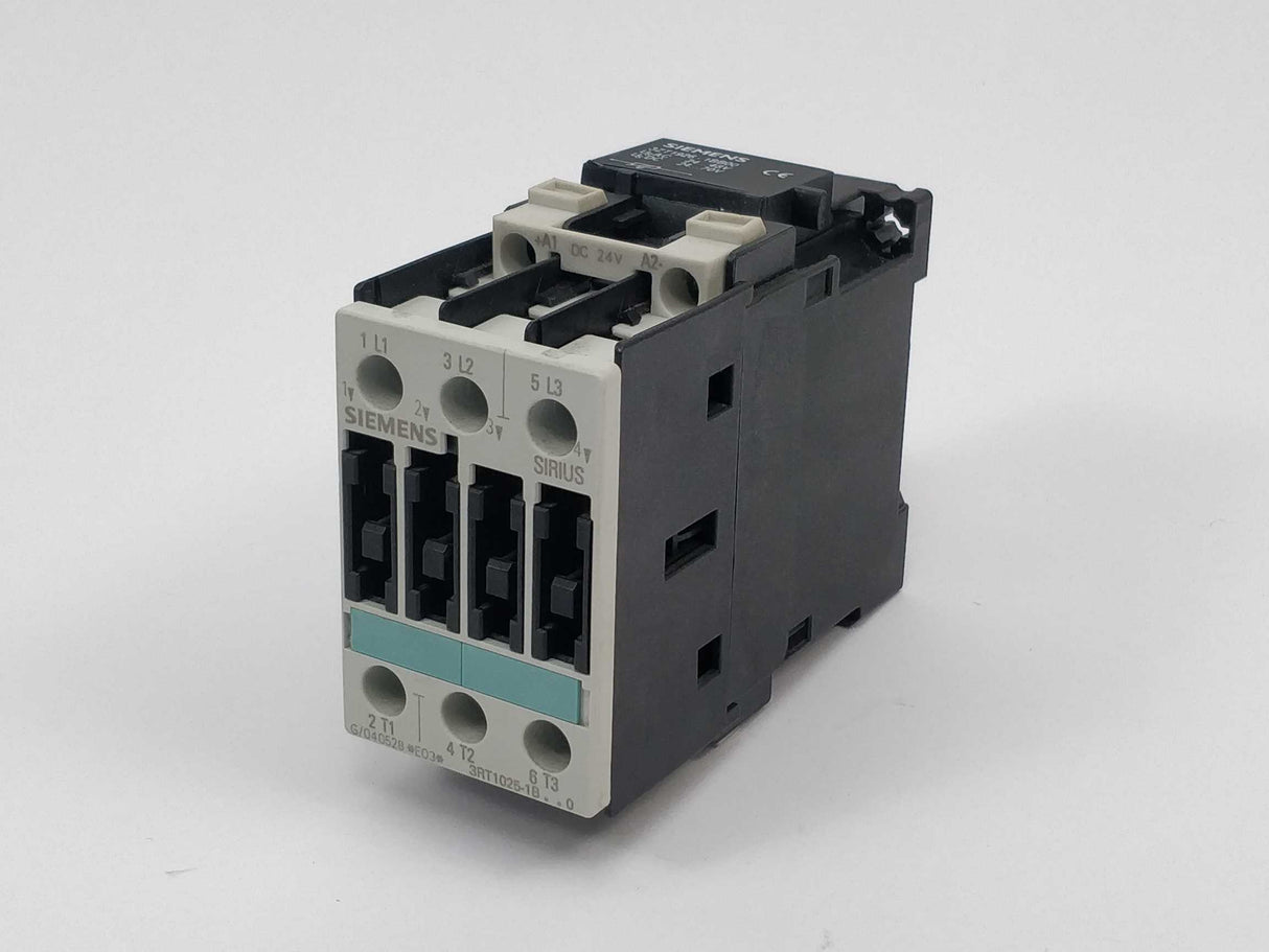 Siemens 3RT1025-1BB40 Power contactor with 3ZT1926-1BB0 24-48V AC/DC Coil