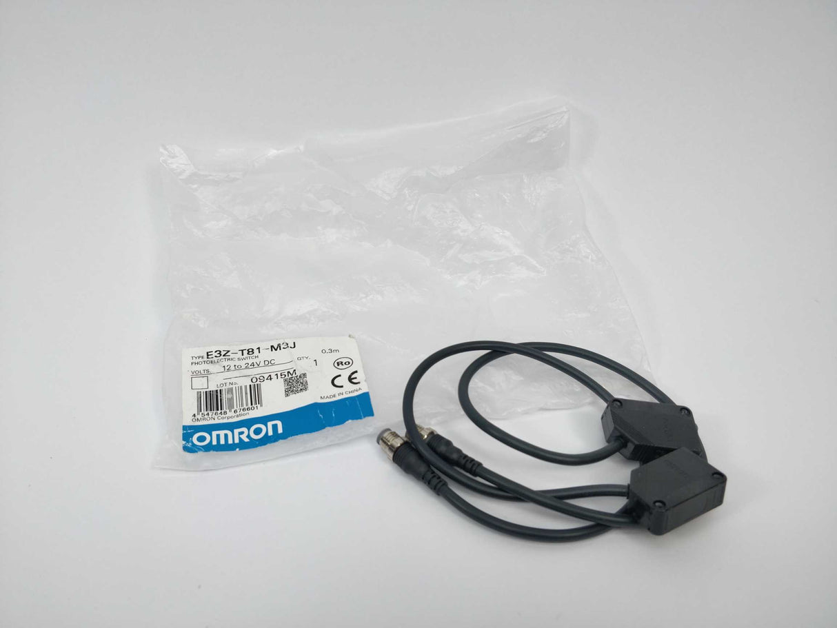 OMRON E3Z-T81-M3J 0.3M Photoelectric Sensors