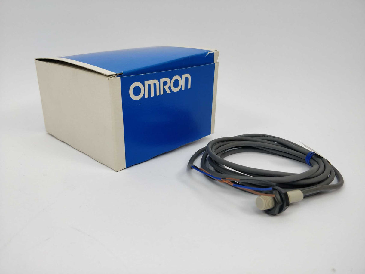 OMRON E2F-X1R5E1 Proximity switch 12-24 VDC