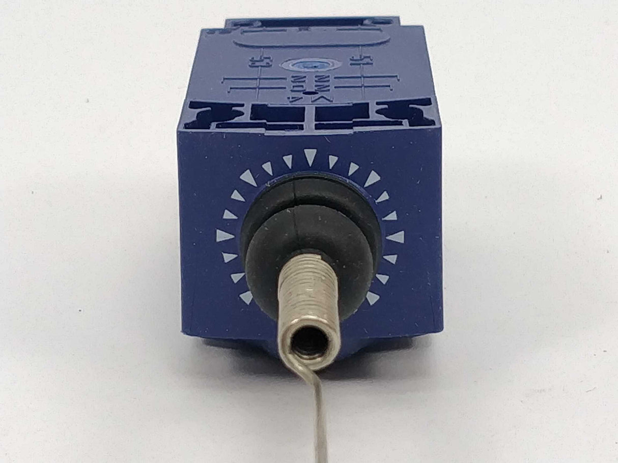 TELEMECANIQUE XCKP2506P16 020690 Limit switch