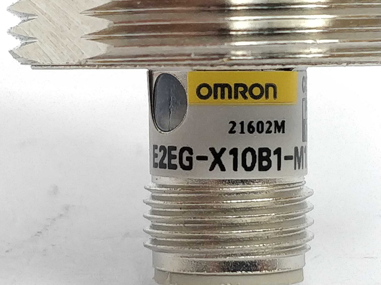 OMRON E2EG-X10B1-M1 Proximity switch