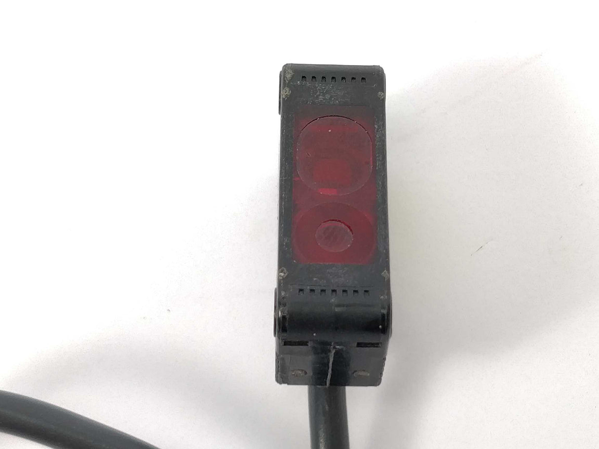 OMRON E3Z-LL81-M3J Photoelectric Sensor