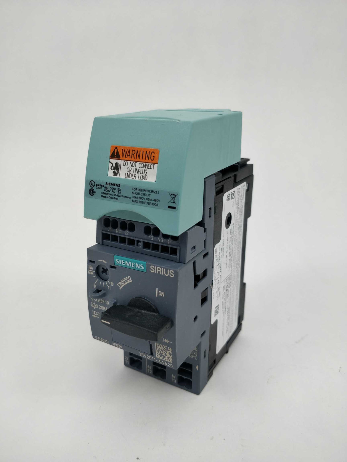 Siemens 3RV2011-4AA20 Circuit breaker with 3RV2917-5AA00