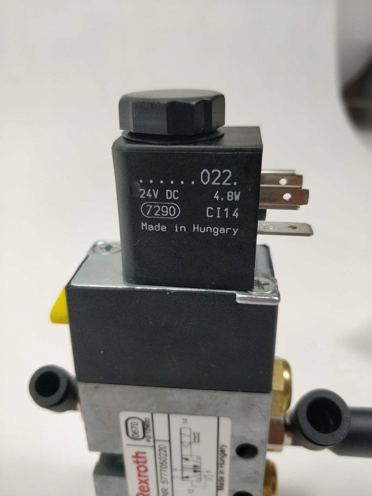 Rexroth 5777050220 Solenoid Valve