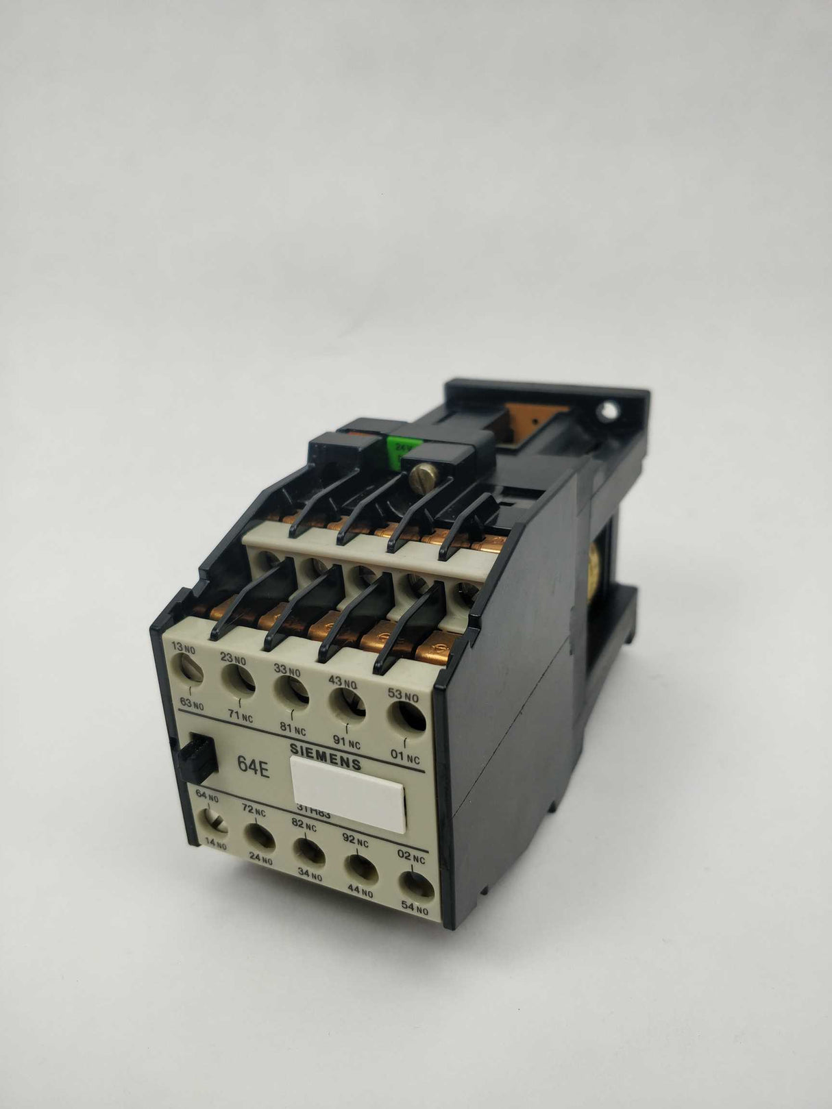 Siemens 3TH8364-0B 24 VDC Contactor Relay