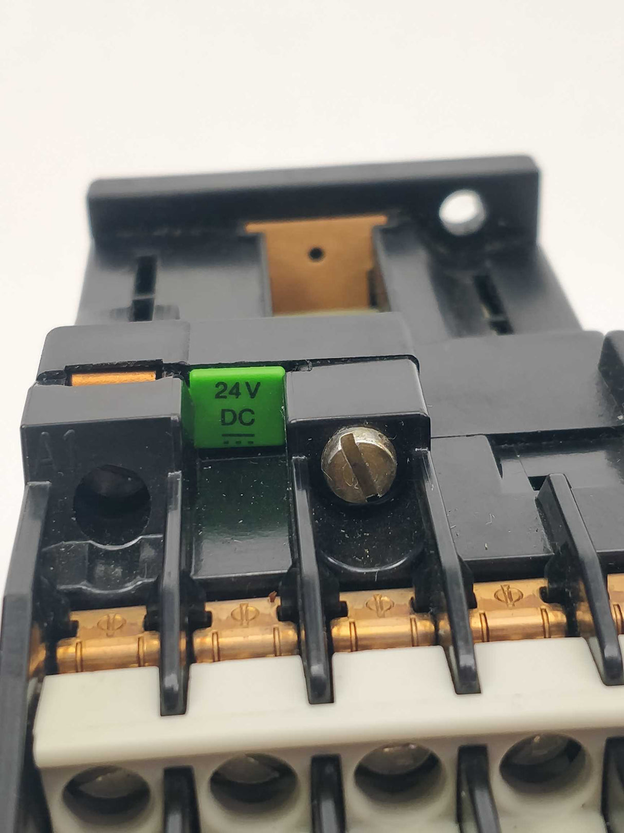 Siemens 3TH8364-0B 24 VDC Contactor Relay