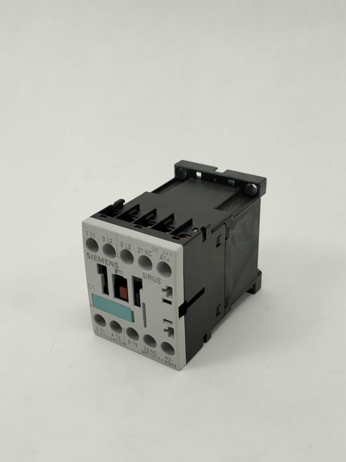 Siemens 3RT1017-1BB42 Power contactor. 3 Pcs.