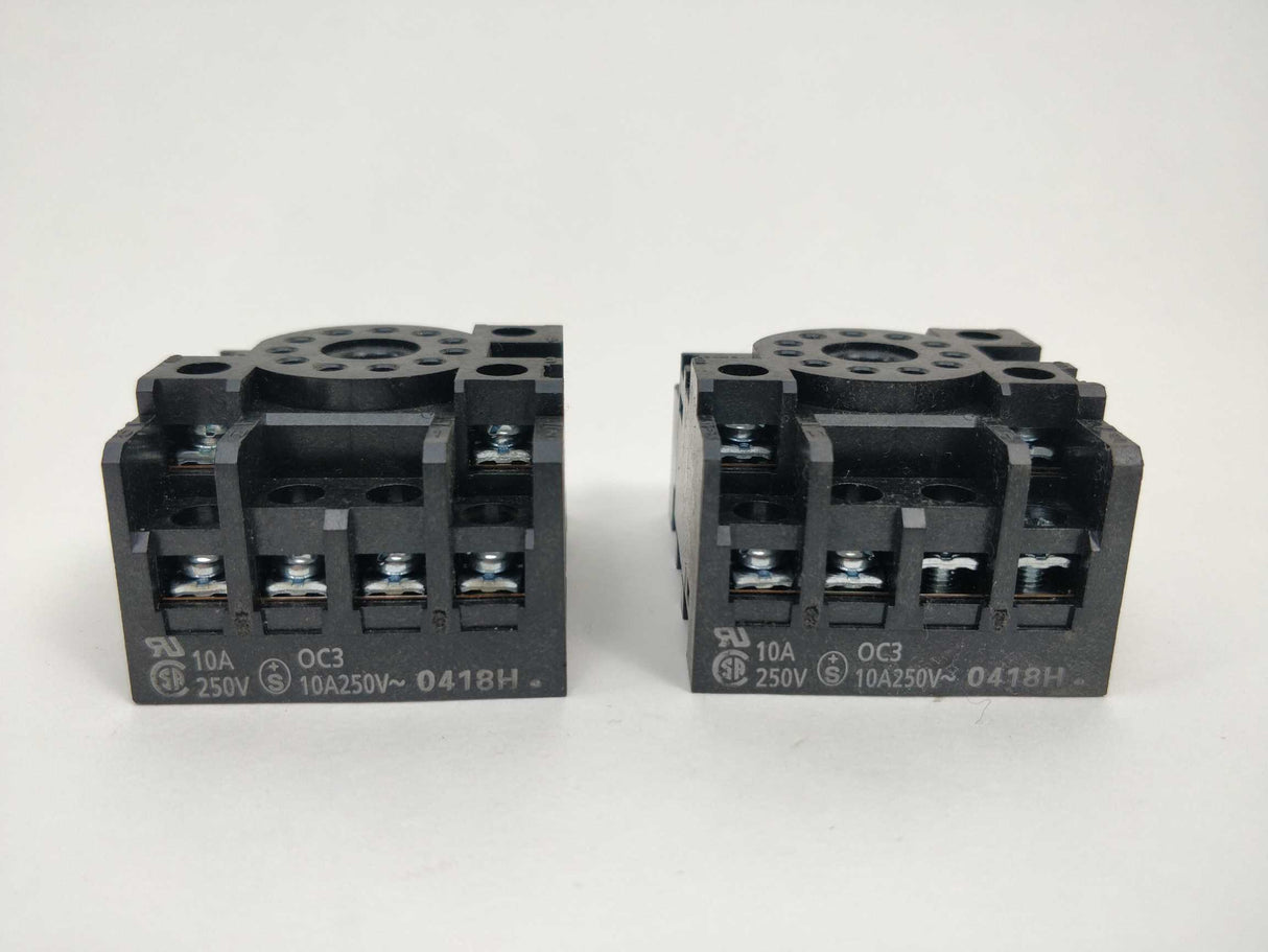 OMRON PF113A-E Relay socket 11-pin 2PCs.