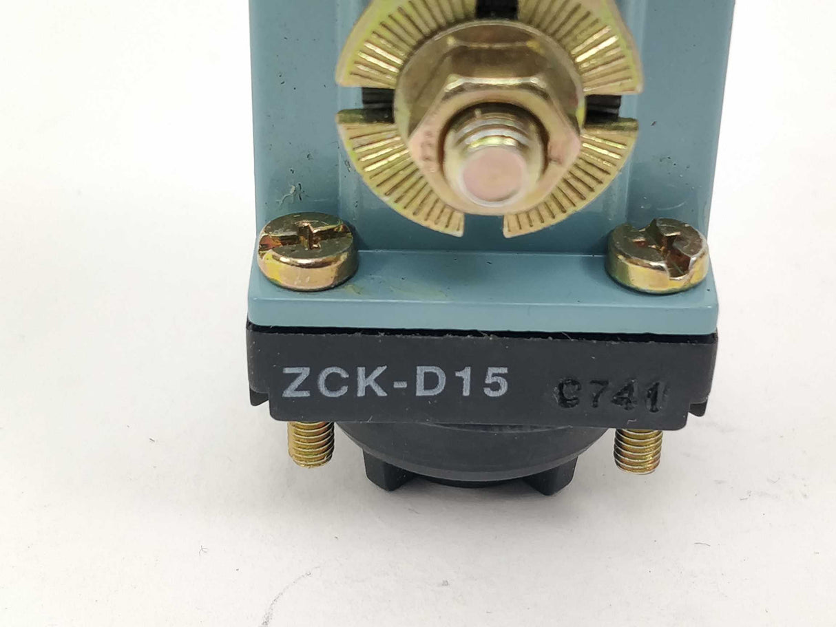 TELEMECANIQUE 064674 Limit Switch ZCK D15