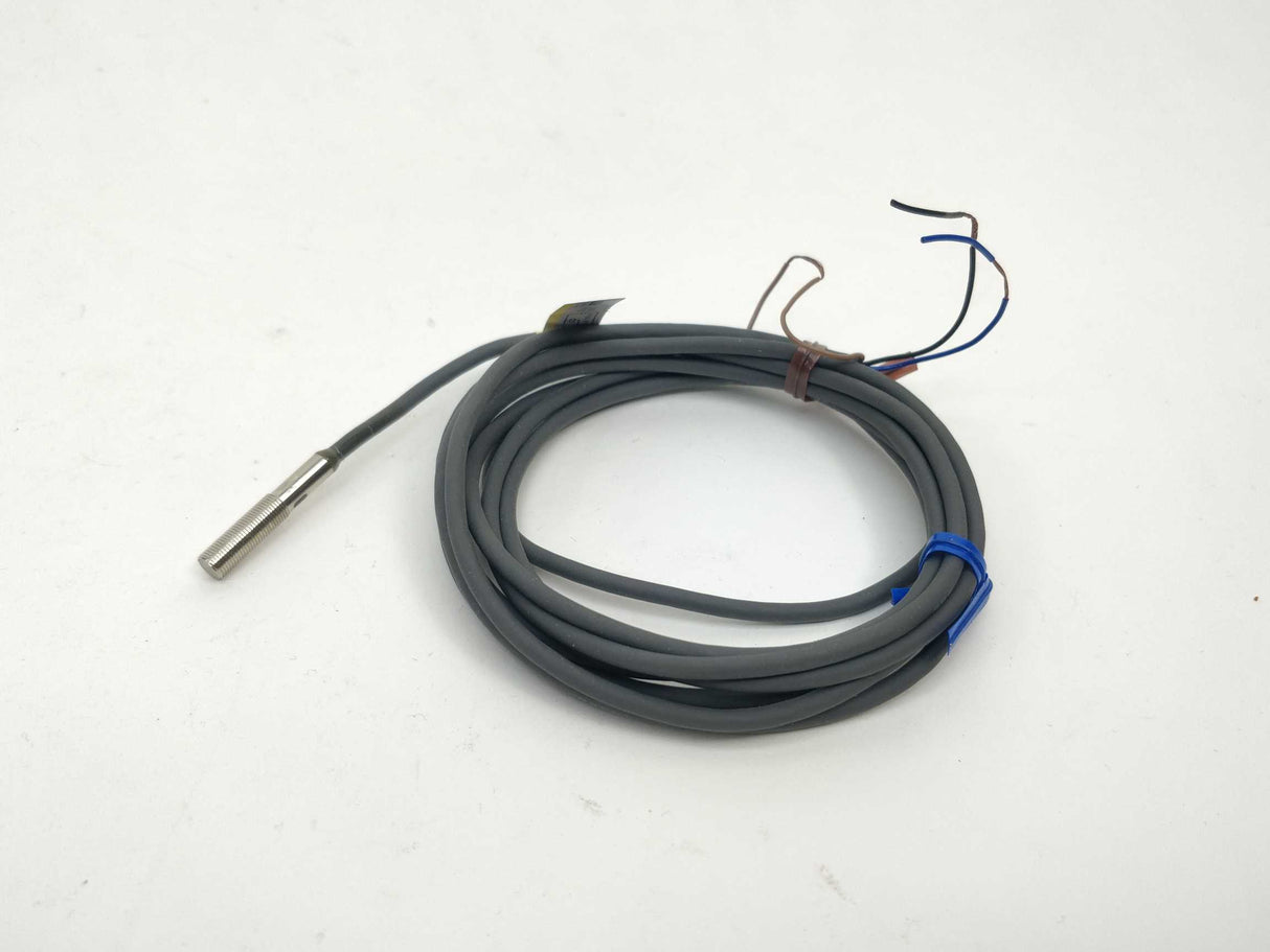 OMRON E2E-X1C1 PROXIMITY SWITCH