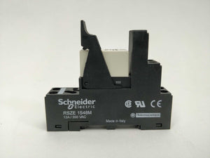 Schneider / Telemecanique RSB1A160F7 Plug in Relay With RSZE1S48M Socket