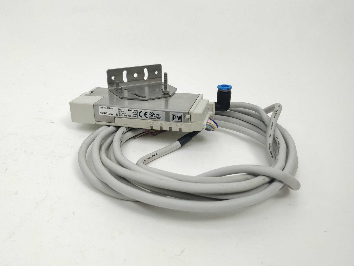 SMC IZN10-01P06 Ionizer Nozzle With Cable