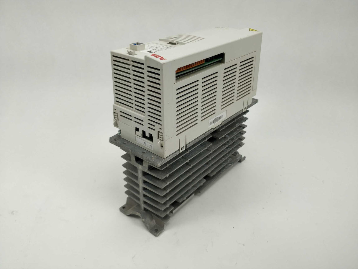 ABB ACS141-2K7-1 Control of AC Induction Motors