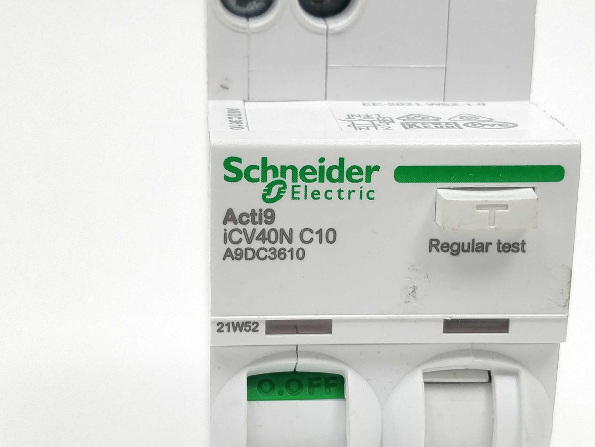 Schneider Electric A9DC3610 Acti9 iCV40N Combi switch 1P+N, C10