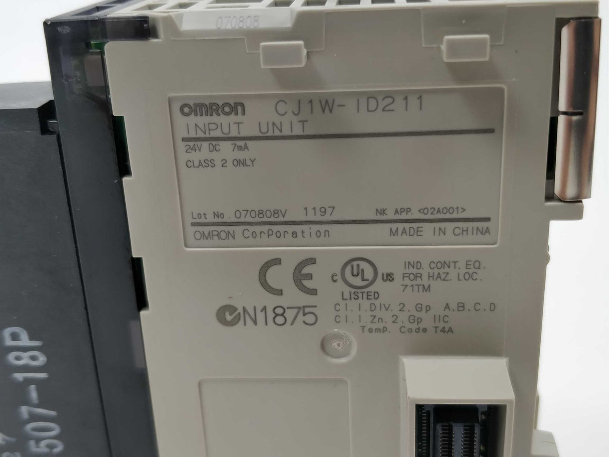 OMRON CJ1W-ID211 Input Unit ID211 24V DC 7mA