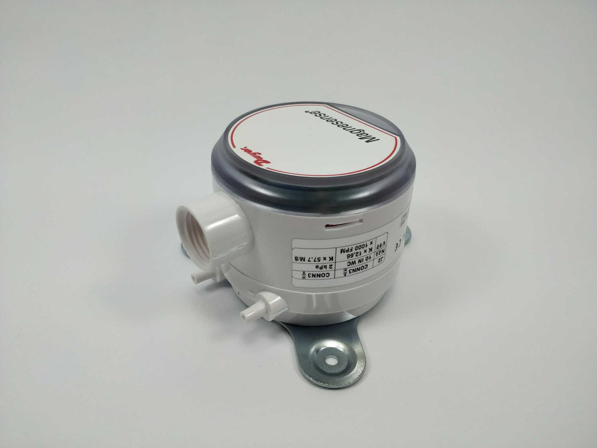 Dwyer MS-131 Differential pressure sensor