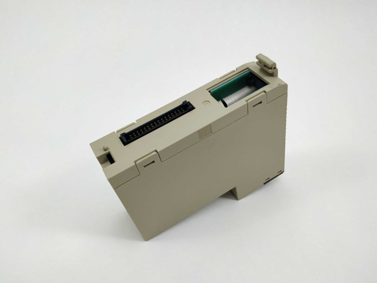 OMRON C200H-ID217 Input Unit