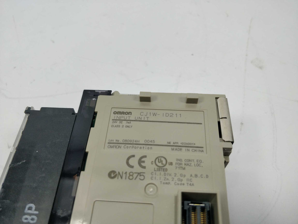 OMRON CJ1W-ID211 Input Unit ID211 24V DC 7mA