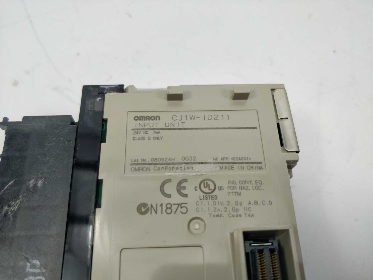 OMRON CJ1W-ID211 Input Unit ID211 24V DC 7mA